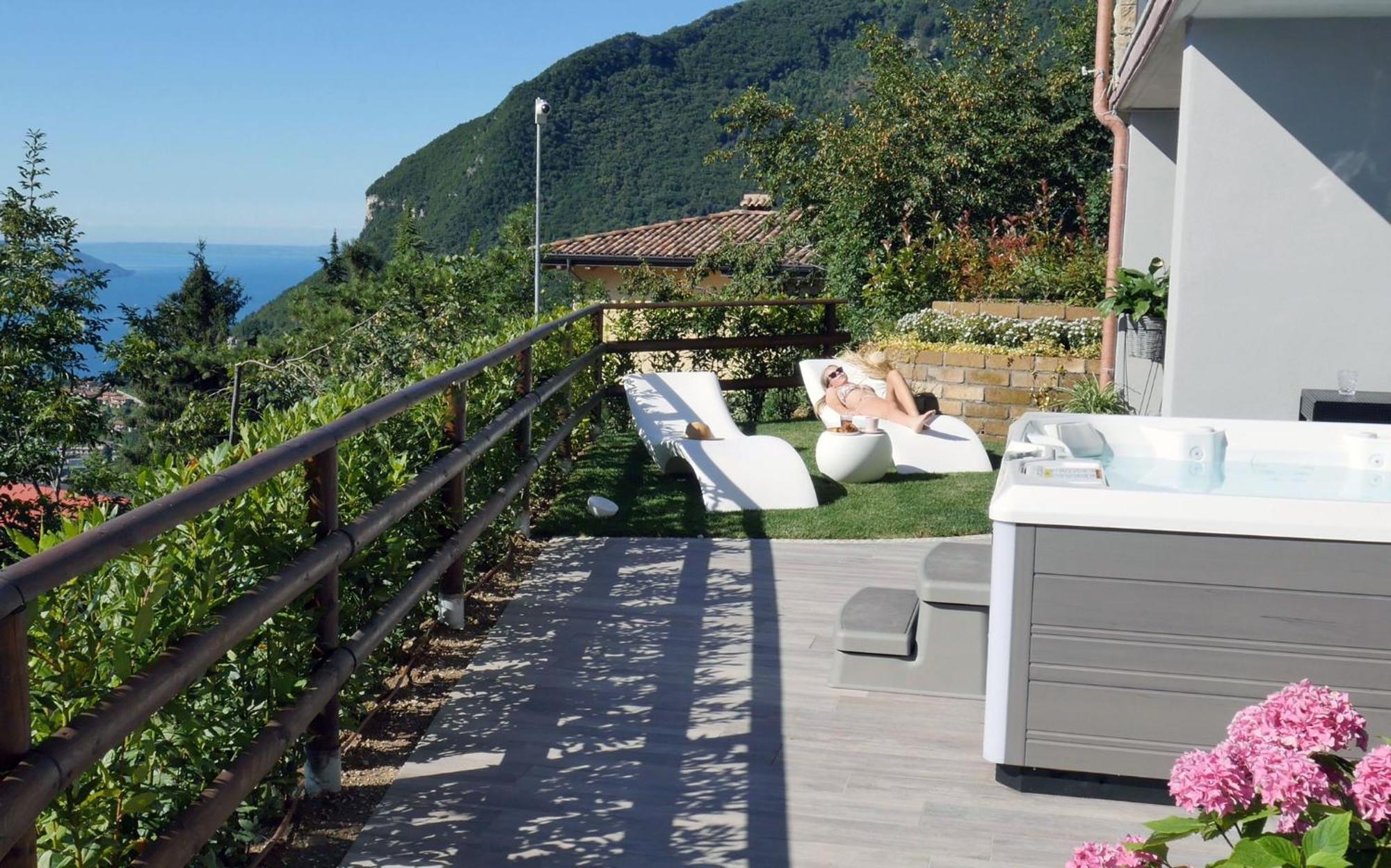 La Terrazza sul Lago, GTSGroup Tignale Esterno foto